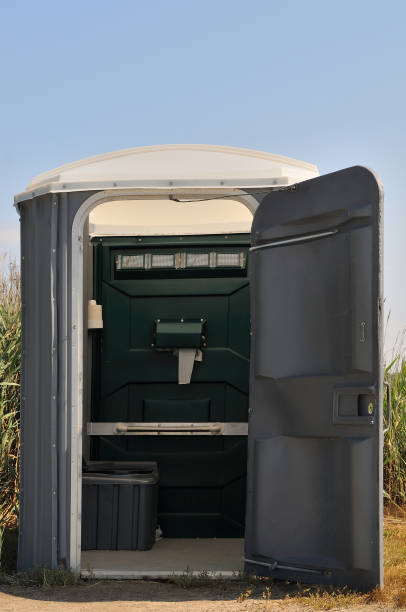 Portable Toilet Options We Offer in Auburn Hills, MI